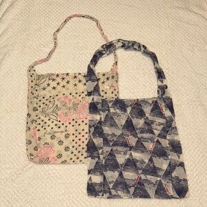 👜 NWOT Free People Printed Cotton Tote Bag Duo – Set of 2